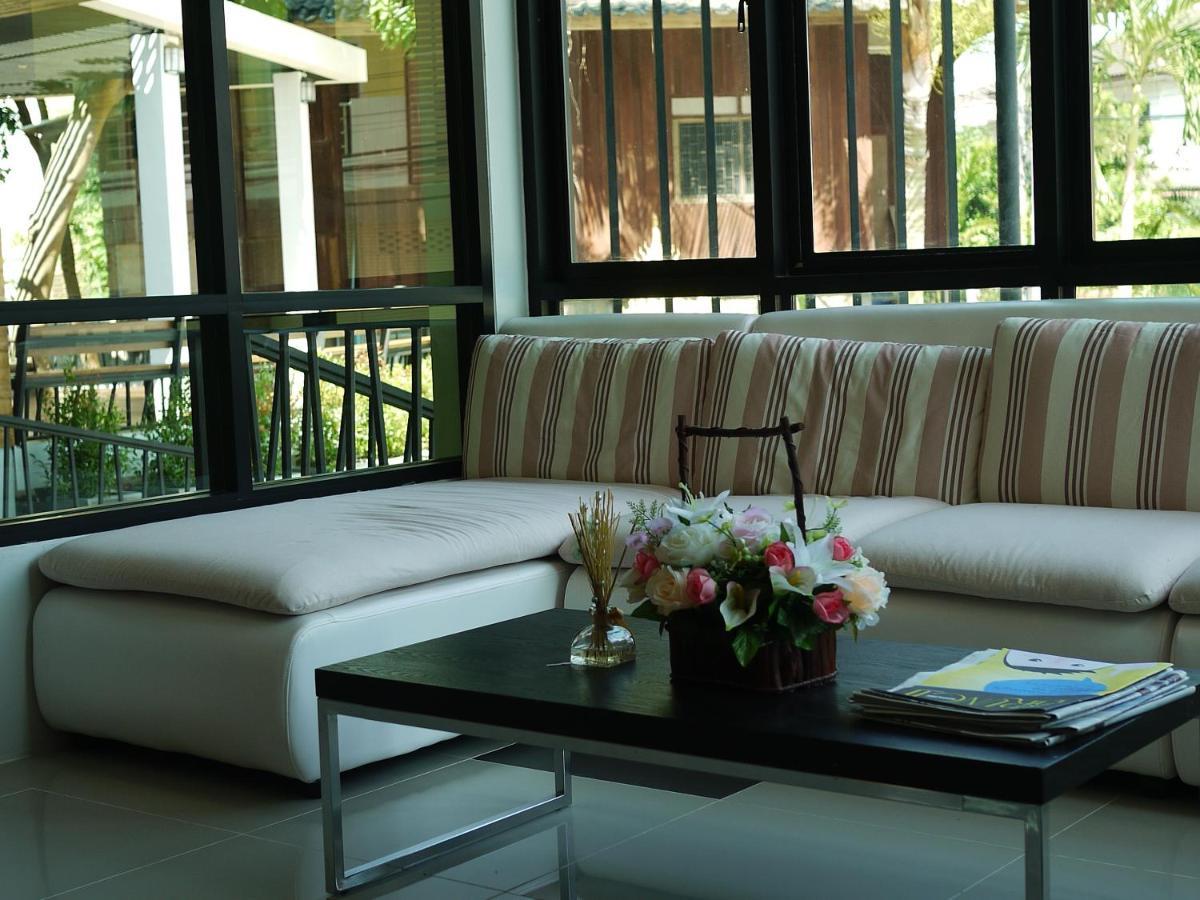 Pimann Place Hotel Чианг Рай Екстериор снимка