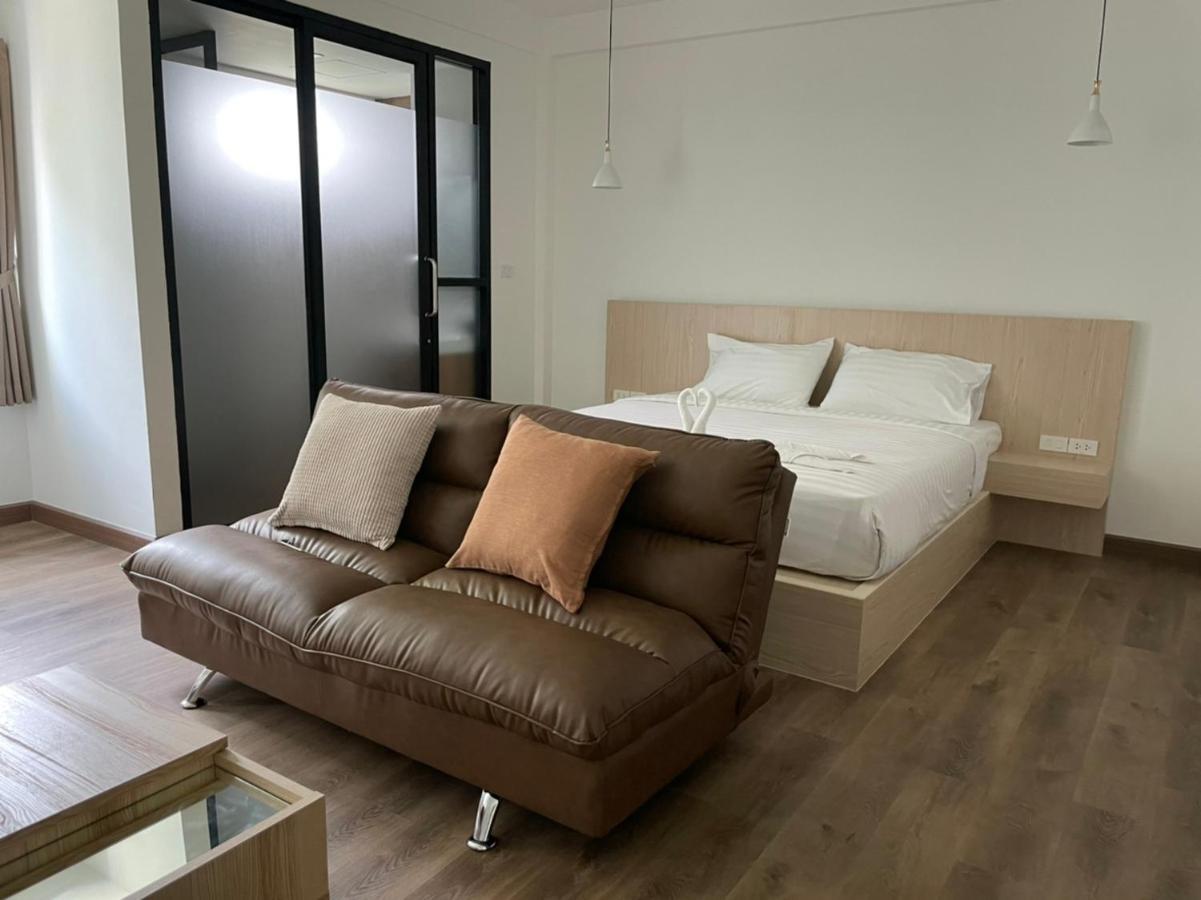 Pimann Place Hotel Чианг Рай Екстериор снимка